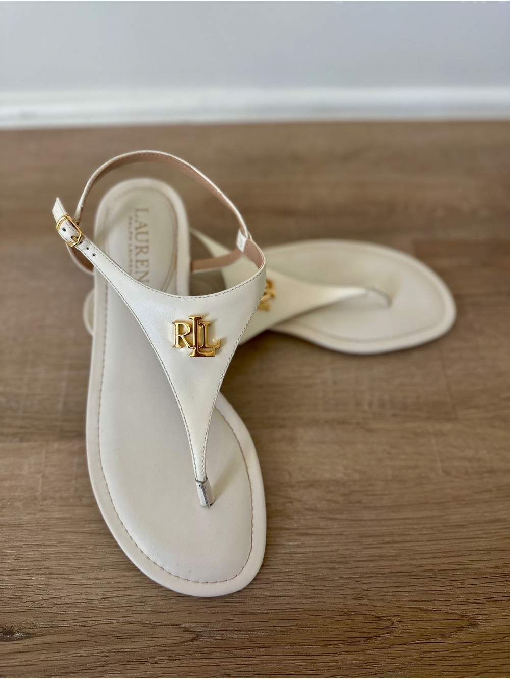 Ralph Lauren Gold-Accented Cream Leather T-Strap Sandals - Picture 5 of 9